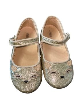Zara Girls' Gold Glitter Mary Janes Fox Size 8.5 (25)